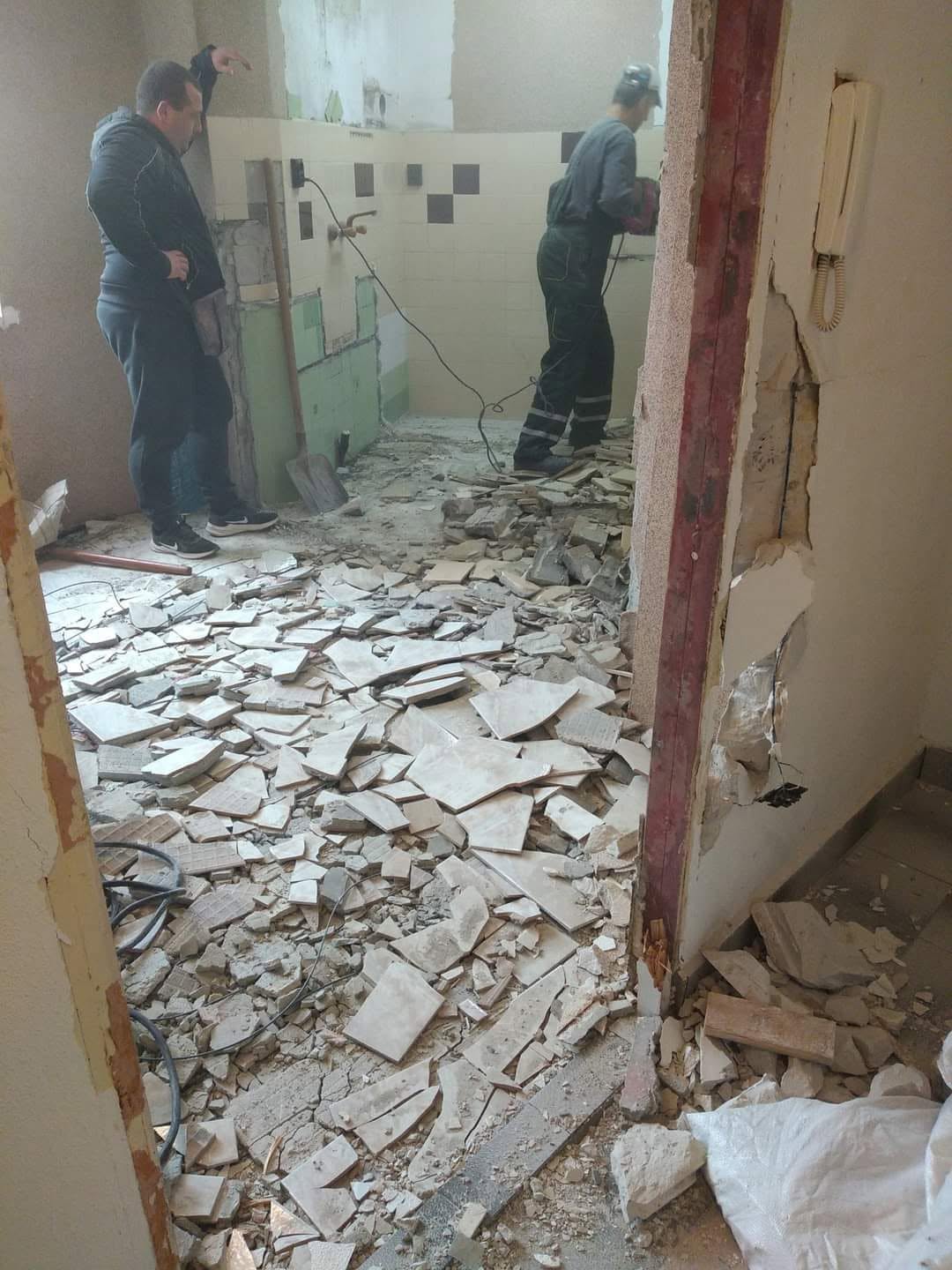 Къртене на баня